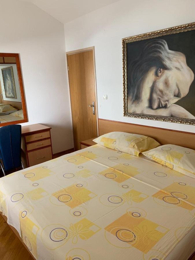 Apartments Epicentar Centar Baska Voda Exterior photo
