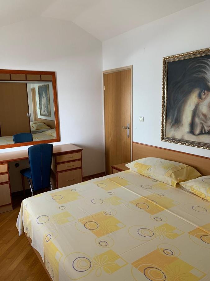 Apartments Epicentar Centar Baska Voda Exterior photo